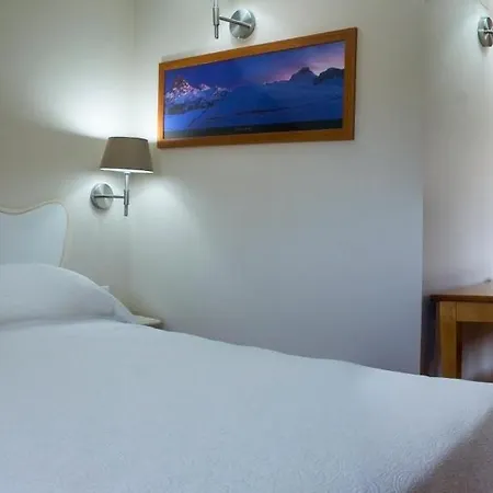 梅杰斯提科酒店 3* 卢德