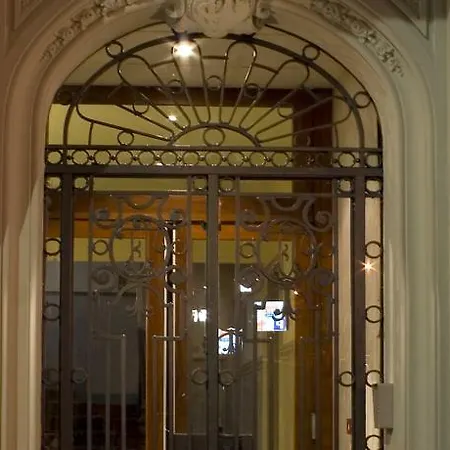 梅杰斯提科酒店 酒店 3*