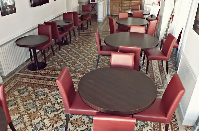 ホテル マジェスティック