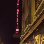 Majestic 3*